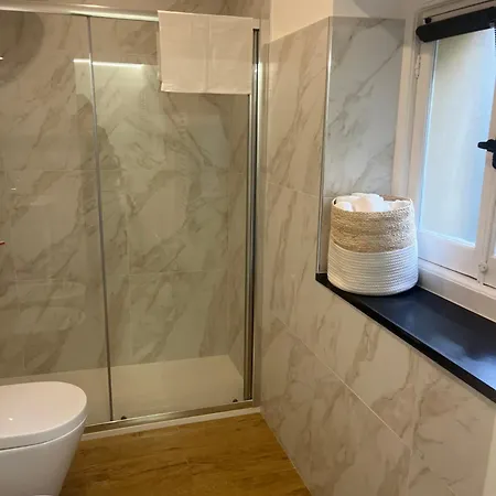Maddalena Gaslini House Apartament Genua